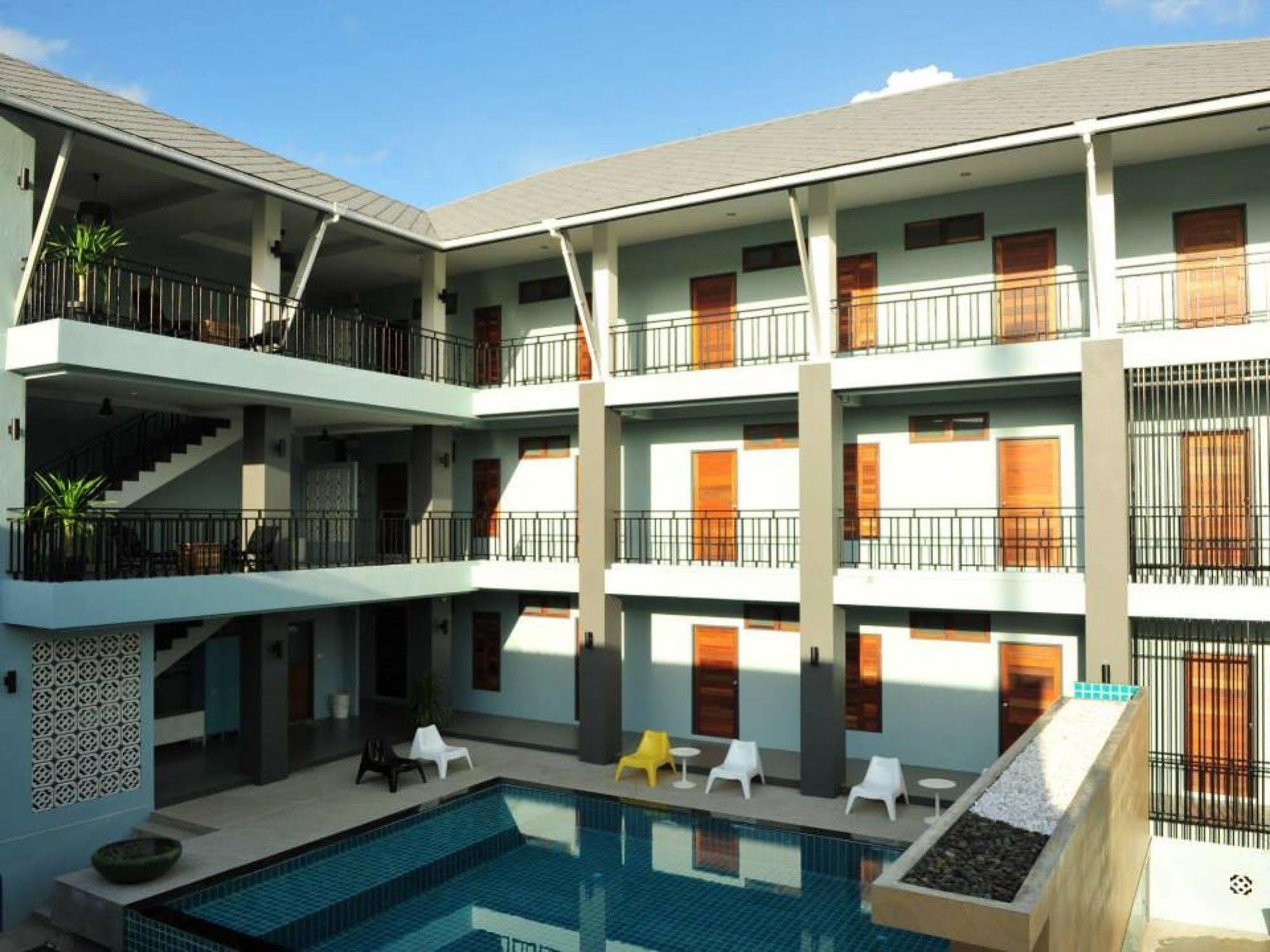 Ruk Cozy Hotel Khao Lak Exterior foto